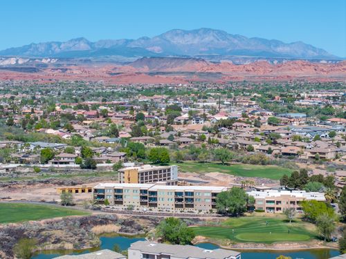 b19-271 N Country Ln, St George, UT, 84770-8409 | Card Image