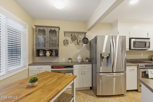 11010 W Topaz Dr, Sun City, AZ, 85351-2562 | Card Image