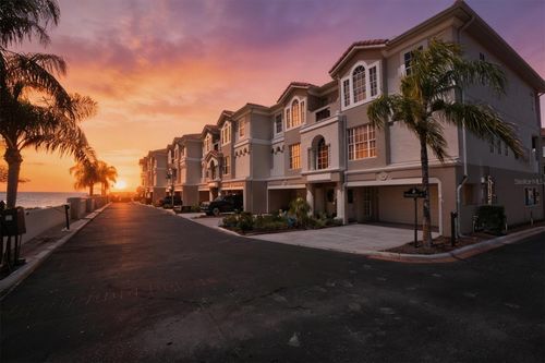 1501 Wharfside Dr, TARPON SPRINGS, FL, 34689-5888 | Card Image