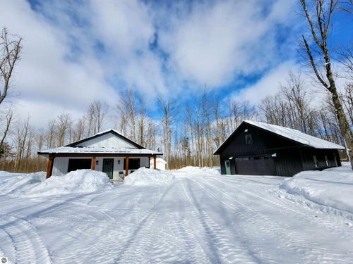 6248 Winterhaven Dr, Elmira, MI, 49730-9275 | Card Image