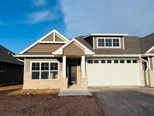 493 Papermill Circle, KIMBERLY, WI, 54136 | Card Image