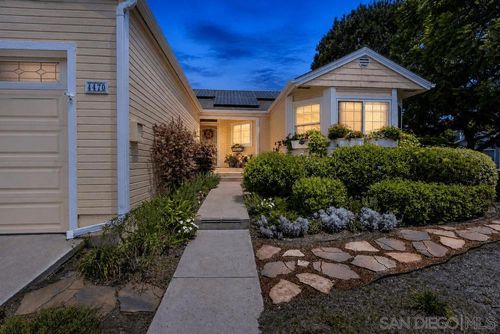 4470 Garnet Ln, Oceanside, CA, 92056-4856 | Card Image