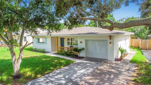 245 Grove Cir N, DUNEDIN, FL, 34698-7547 | Card Image