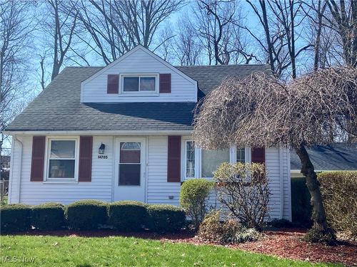 14705 Grapeland Ave, Cleveland, OH, 44111-2130 | Card Image