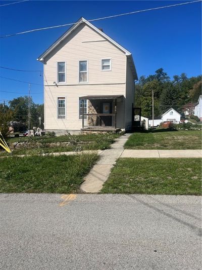 506 E Francis Ave, House other with 2 bedrooms, 1 bathrooms and 2 parking in Connellsville PA | Image 1