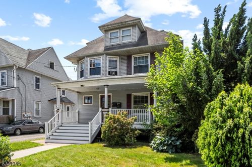 511 Grove St, Dunellen, NJ, 08812-1444 | Card Image