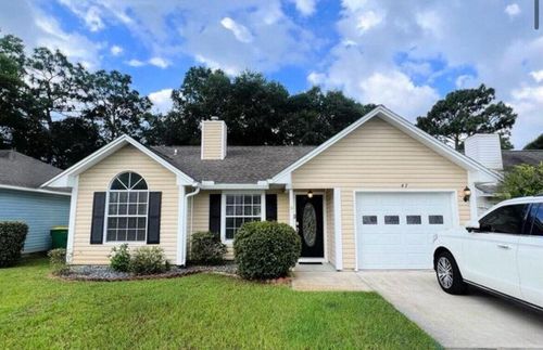 47 Ruby Cir, Mary Esther, FL, 32569-2600 | Card Image