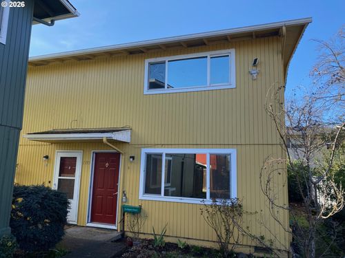 b-1935 W 17th Ave, Eugene, OR, 97402-3678 | Card Image