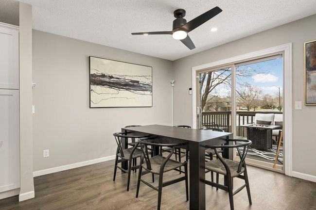 dining area | Image 13