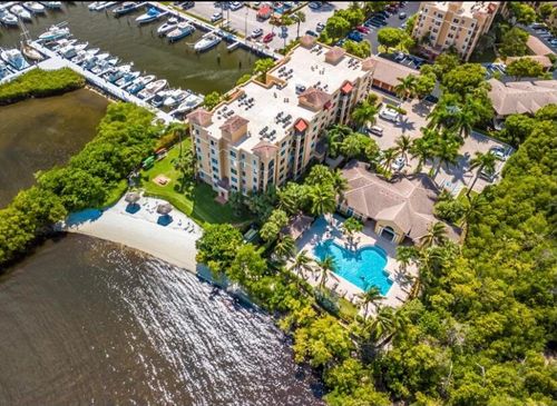 102-1100 Scotia Dr, Hypoluxo, FL, 33462-7032 | Card Image
