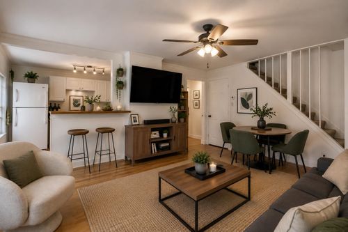 2-22 Oak St, North Conway, NH, 03860-5248 | Card Image