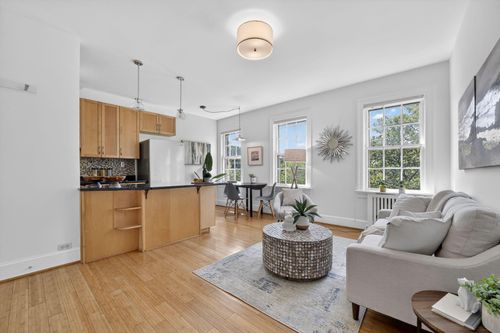 400-2707 Adams Mill Rd Nw, WASHINGTON, DC, 20009-2115 | Card Image