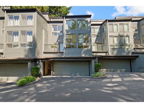 4394 Thunder Vista Ln, Lake Oswego, OR, 97035-1851 | Card Image