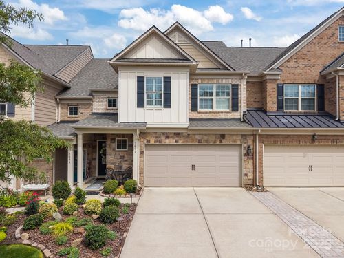 3092 Hartson Pointe Dr, Fort Mill, SC, 29707-6079 | Card Image