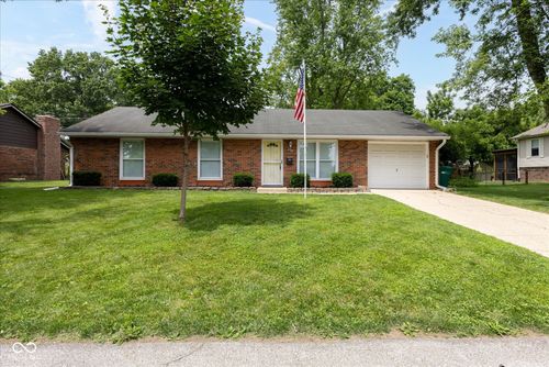 220 Tilden Dr, Brownsburg, IN, 46112-1652 | Card Image