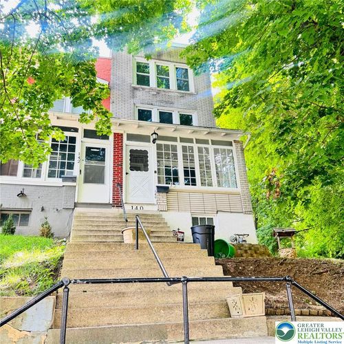 140 E Walnut St, Allentown, PA, 18109-2514 | Card Image