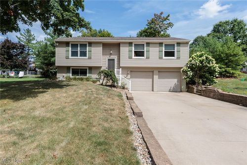 4599 Wildflower Dr, North Canton, OH, 44720-1164 | Card Image
