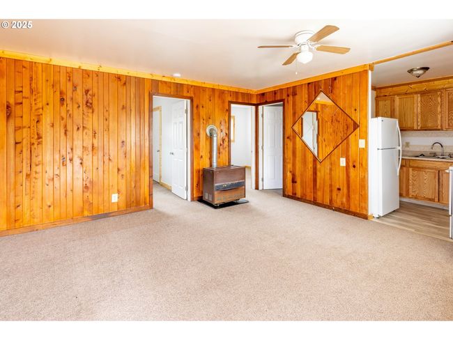 451 E 3 Rd Ave, House other with 4 bedrooms, 2 bathrooms and null parking in Riddle OR | Image 13