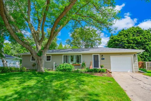 151 Sterling Dr, Oregon, WI, 53575-1629 | Card Image