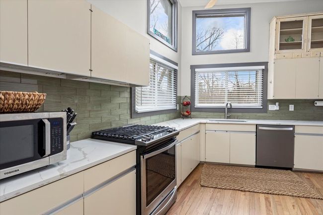 3965 Burnet Rd, House other with 2 bedrooms, 2 bathrooms and null parking in Commerce Twp MI | Image 22