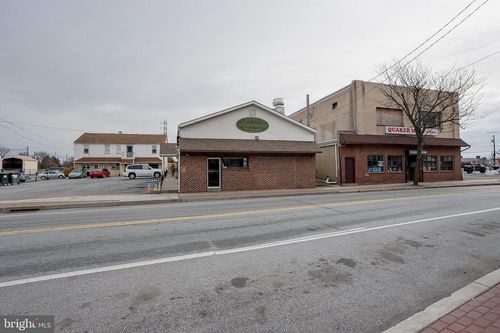 1023 Market St, MARCUS HOOK, PA, 19061-4507 | Card Image