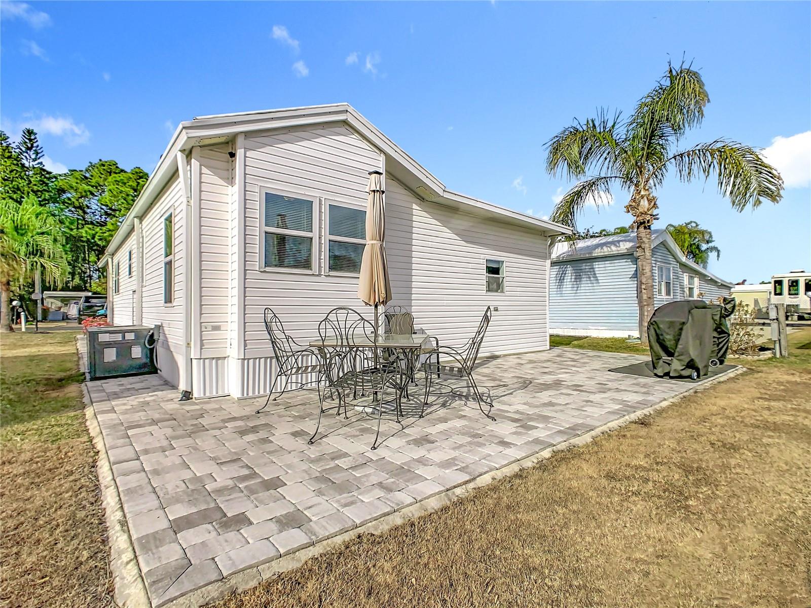 Residential in FROSTPROOF 2