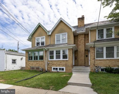 337 Stuart Ave, DOWNINGTOWN, PA, 19335-2574 | Card Image