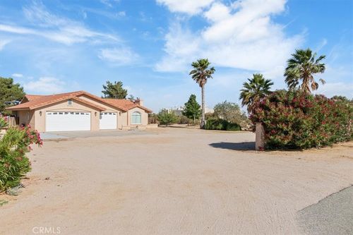 14296 Bieri St, Mojave, CA, 93501 | Card Image