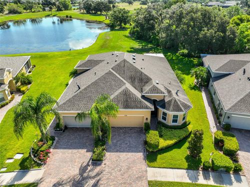 658 Chipper Dr, Sun City Center, FL, 33573-5876 | Card Image