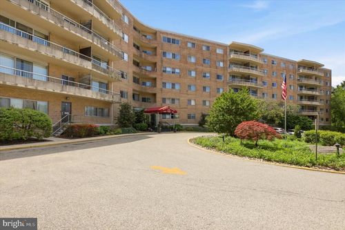 421-s-100 West Ave, JENKINTOWN, PA, 19046-2625 | Card Image