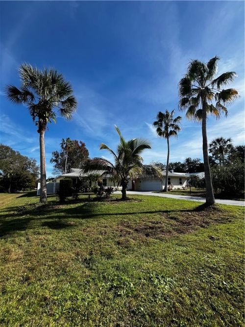 2280 81st Ter, Vero Beach, FL, 32966-1372 | Card Image