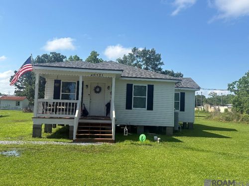 40521 Barden Rd, Gonzales, LA, 70737-6726 | Card Image