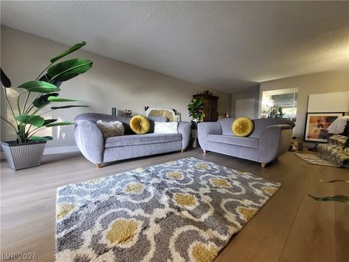 342-750 S Royal Crest Cir, Las Vegas, NV, 89169-8319 | Card Image