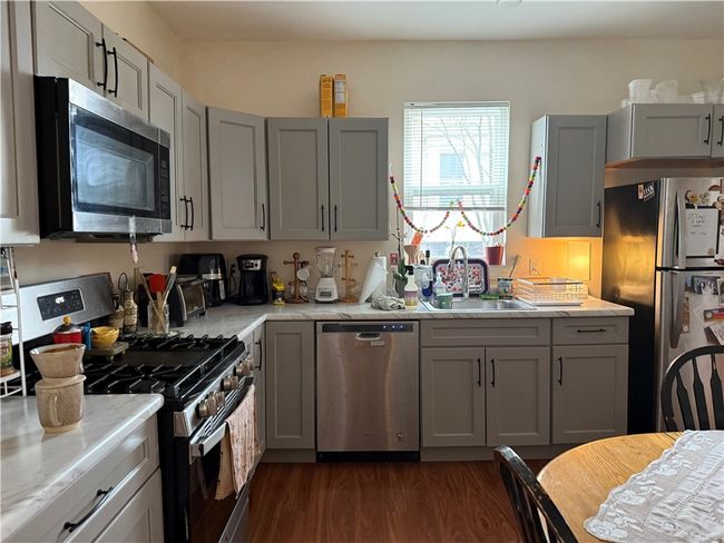 405 S Aurora Street, Home with 11 bedrooms, 5 bathrooms and null parking in Ithaca-City NY | Image 4