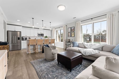 311-131 Eliot St, Milton, MA, 02186 | Card Image