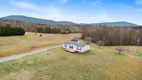 1197 Frye Rd, Westfield, NC, 27053-8418 | Card Image