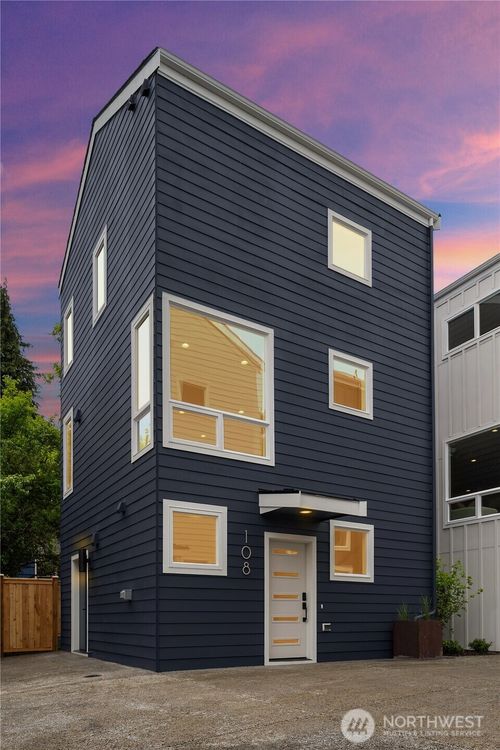 108 29th Ave E, Seattle, WA, 98112-4802 | Card Image