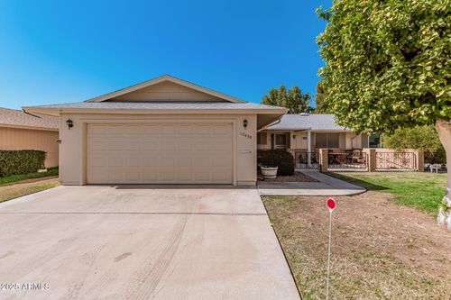 10439 W Saratoga Cir, Sun City, AZ, 85351-2210 | Card Image