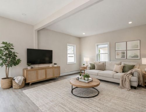 216 136th Rd, Laurelton, NY, 11413-2207 | Card Image