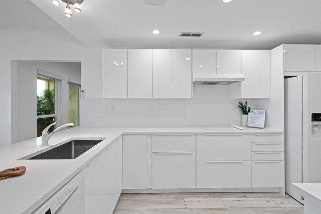 APT-3119 - 3404 American Dr, Condo with 3 bedrooms, 2 bathrooms and null parking in Lago Vista TX | Image 10
