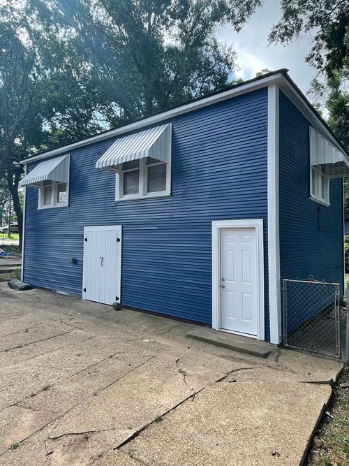half-539 Olive St, Shreveport, LA, 71104-2311 | Card Image