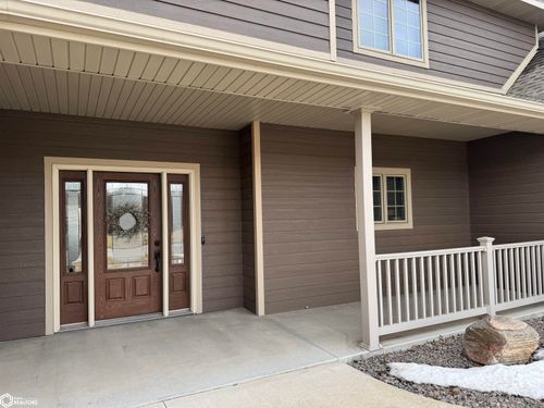 2013 W River Dr, Humboldt, IA, 50548-2633 | Card Image