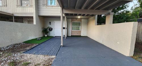 5118 Tennis Court Cir, TAMPA, FL, 33617-4718 | Card Image