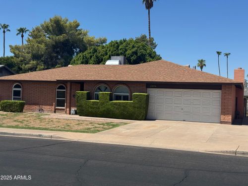 2826 S George Dr, Tempe, AZ, 85282-4154 | Card Image