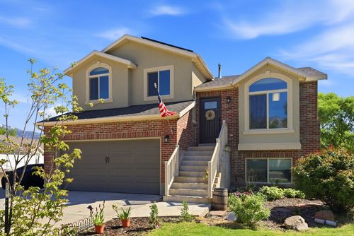 257 E 1100 N, Harrisville, UT, 84404-4050 | Card Image