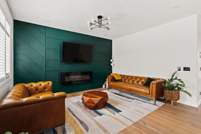 254 Discovery Ridge Way Sw, House other with 6 bedrooms, 4 bathrooms and 4 parking in Calgary AB | Image 4