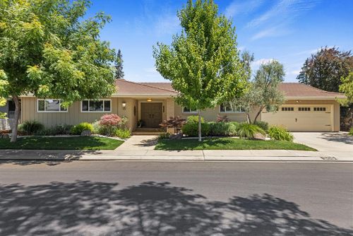 305 Fleetwood Drive, Modesto, CA, 95350 | Card Image