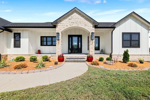 20465 Sw Tawakoni Rd, Douglass, KS, 67039-8170 | Card Image