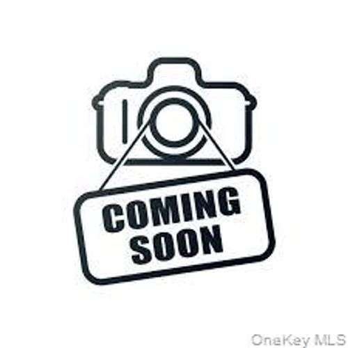 10-42 Utopia Pkwy, Whitestone, NY, 11357-2838 | Card Image