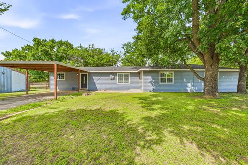 20043 N State Highway 108, Stephenville, TX, 76401-8808 | Card Image